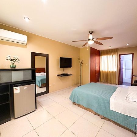 Apart Hotel El Canaveral Chincha Alta Bagian luar foto